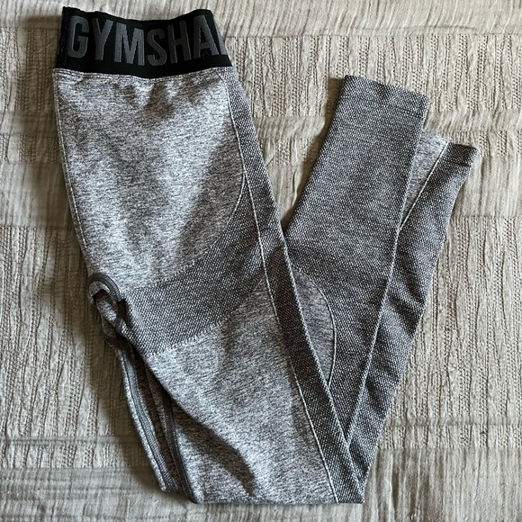 Gymshark Mid-Rise Flex Leggings - Picture 1 of 2